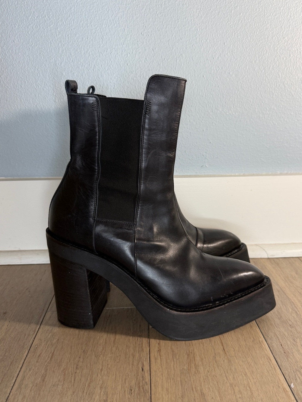 Yang Li Leather Platform Chelsea Boots Black Pointed Toe Block Heel IT 40